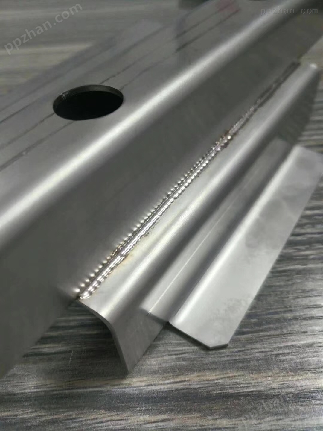 包装机械焊接不变形的焊机 华生机电冷焊机